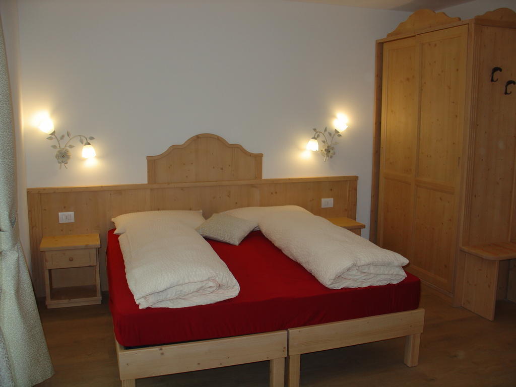 Agritur Al Canyon Vila Cloz Quarto foto